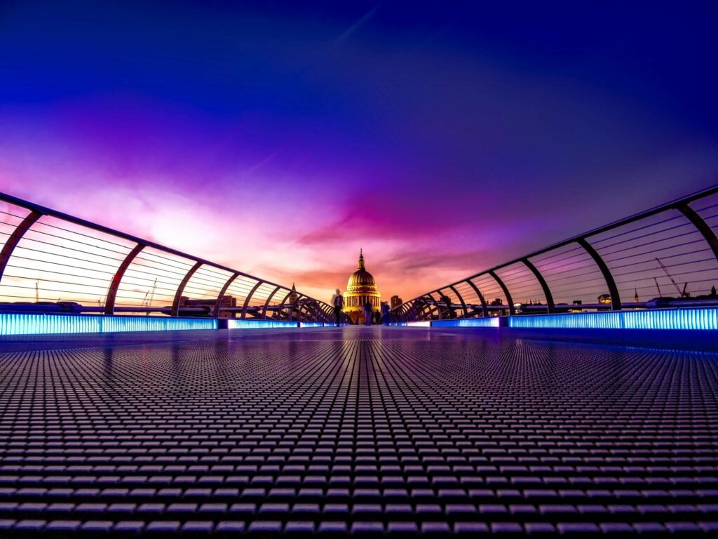 Best places to visit london at night Tate Modern London. Best places to visit london at night